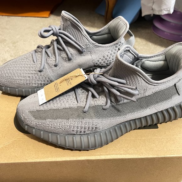NIB Authentic Adidas YEEZY Boost 350 V2 Steel Grey IF3219 Men's Sneakers Sz.10.5